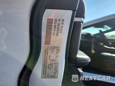 Zdjęcie 12 z 12 samochodu: 2025 JEEP GRAND CHEROKEE LIMITED VIN:1C4RJHBG2SC335260 - miniatura