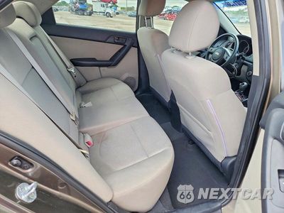 Zdjęcie 10 z 12 samochodu: 2011 KIA FORTE EX VIN:KNAFU4A26B5891565 - miniatura