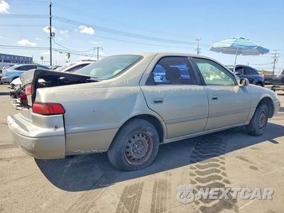 Trzecie zdjęcie samochodu z tyłu: 1998 TOYOTA CAMRY LE VIN:JT2BG22K6W0151456 - miniatura