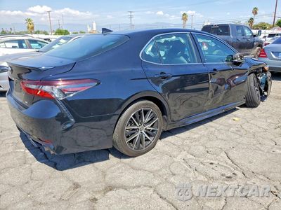 Trzecie zdjęcie samochodu z tyłu: 2024 TOYOTA CAMRY SE VIN:4T1G11AK7RU232842 - miniatura