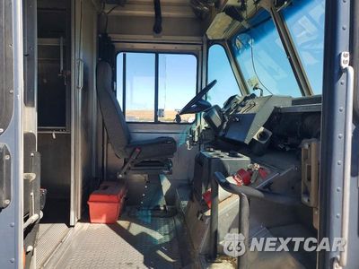 Zdjęcie 10 z 12 samochodu: 2020 FREIGHTLINER MT45G CHASSIS DELIVERY TRUCK VIN:4UZAC2EA3LCLZ7131 - miniatura