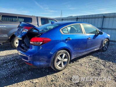 Trzecie zdjęcie samochodu z tyłu: 2018 KIA FORTE S VIN:3KPFL4A73JE179230 - miniatura