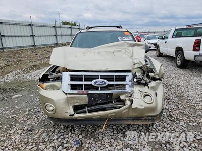 Piąte zdjęcie samochodu w środku: 2011 FORD ESCAPE XLT VIN:1FMCU0D72BKB03187 - miniatura