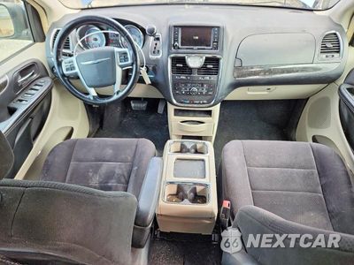 Zdjęcie 8 z 14 samochodu: 2011 CHRYSLER TOWN & COUNTRY TOURING VIN:2A4RR5DGXBR716490 - miniatura