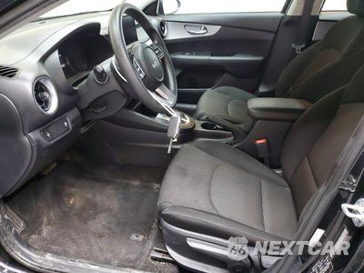 Zdjęcie 7 z 12 samochodu: 2023 KIA FORTE LXS VIN:3KPF24AD5PE566119 - miniatura