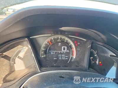 Zdjęcie 9 z 13 samochodu: 2017 HONDA CIVIC LX VIN:2HGFC2F51HH551594 - miniatura