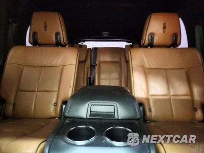 Zdjęcie 10 z 13 samochodu: 2014 LINCOLN NAVIGATOR L VIN:5LMJJ3J54EEL02827 - miniatura