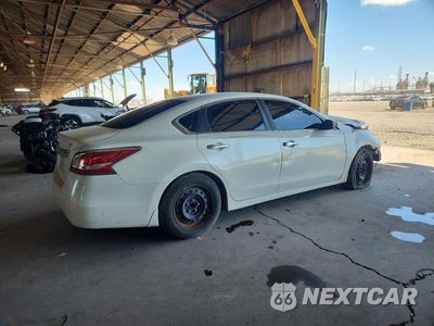 Trzecie zdjęcie samochodu z tyłu: 2015 NISSAN ALTIMA 2.5 S VIN:1N4AL3AP9FC273735 - miniatura