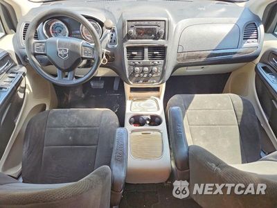 Zdjęcie 8 z 13 samochodu: 2012 DODGE GRAND CARAVAN SXT VIN:2C4RDGCG4CR224265 - miniatura