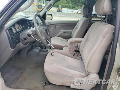 Zdjęcie 7 z 12 samochodu: 2004 TOYOTA TACOMA BASE VIN:5TEWM72N04Z395531 - miniatura