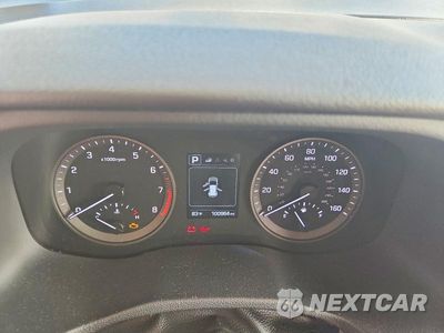 Zdjęcie 9 z 13 samochodu: 2018 HYUNDAI TUCSON SEL VIN:KM8J33A48JU678841 - miniatura