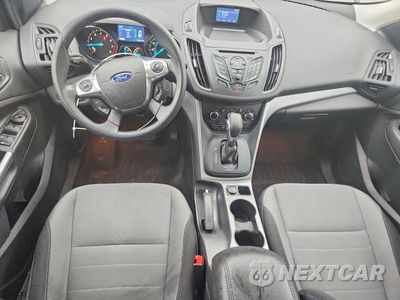 Zdjęcie 8 z 12 samochodu: 2014 FORD ESCAPE SE VIN:1FMCU0GX8EUE48521 - miniatura