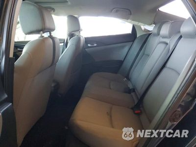Zdjęcie 10 z 12 samochodu: 2017 HONDA CIVIC EX VIN:2HGFC2F80HH511730 - miniatura