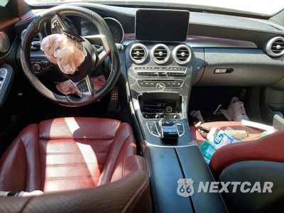 Zdjęcie 8 z 12 samochodu: 2016 MERCEDES-BENZ C 300 4MATIC VIN:55SWF4KB9GU145272 - miniatura