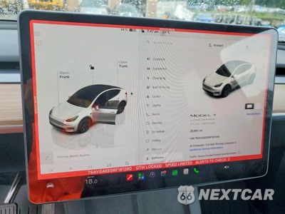 Zdjęcie 9 z 12 samochodu: 2024 TESLA MODEL Y VIN:7SAYGAEE5RF161390 - miniatura