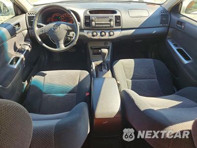 Zdjęcie 8 z 12 samochodu: 2005 TOYOTA CAMRY SE VIN:4T1BE32K65U570767 - miniatura