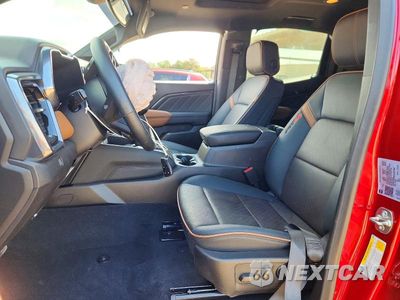 Zdjęcie 7 z 12 samochodu: 2024 GMC CANYON AT4 VIN:1GTP6DEK6R1287592 - miniatura