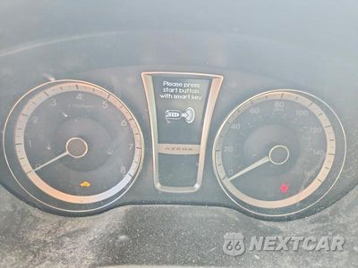 Zdjęcie 9 z 12 samochodu: 2013 HYUNDAI AZERA BASE VIN:KMHFH4JG0DA232650 - miniatura