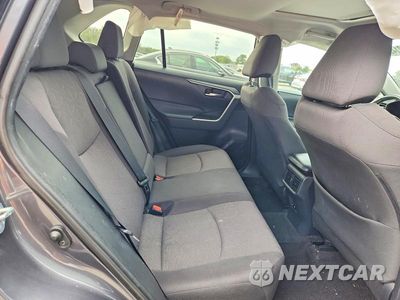 Zdjęcie 11 z 13 samochodu: 2019 TOYOTA RAV4 XLE VIN:2T3P1RFV2KW076109 - miniatura