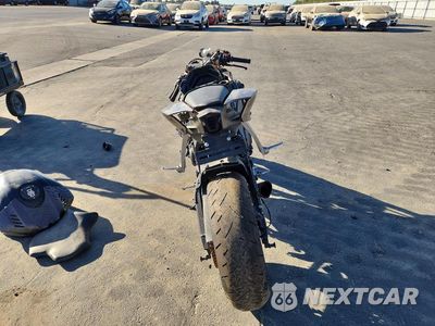 Czwarte zdjęcie samochodu z boku: 2012 YAMAHA YZFR1 VIN:JYARN23E7CA013334 - miniatura