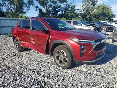 Czwarte zdjęcie samochodu z boku: 2025 CHEVROLET TRAX 1LT VIN:KL77LHEP4SC126337 - miniatura