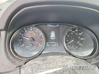 Zdjęcie 9 z 13 samochodu: 2017 NISSAN ROGUE SV VIN:KNMAT2MT7HP550634 - miniatura