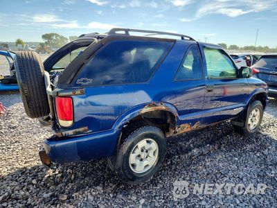 Trzecie zdjęcie samochodu z tyłu: 2002 CHEVROLET BLAZER VIN:1GNCT18W72K194477 - miniatura