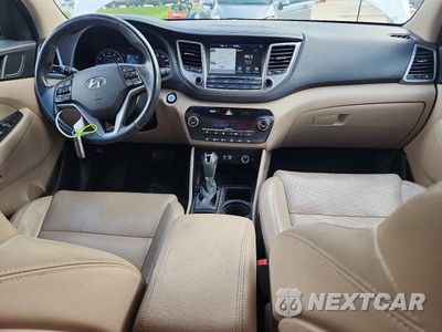 Zdjęcie 8 z 13 samochodu: 2018 HYUNDAI TUCSON SEL PLUS VIN:KM8J33A43JU778913 - miniatura