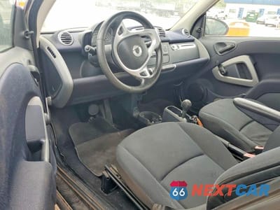 Zdjęcie 8 z 12 samochodu: 2015 SMART FORTWO PURE VIN:WMEEJ3BA2FK800890 - miniatura