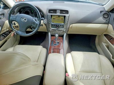Zdjęcie 8 z 12 samochodu: 2010 LEXUS IS 250 VIN:JTHCF5C26A5038289 - miniatura
