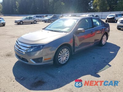 2010 FORD FUSION HYBRID 3FADP0L32AR302240 - główne zdjęcie licytacji z USA - miniatura