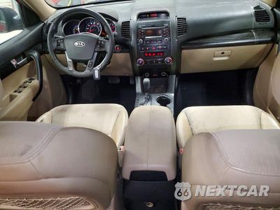 Zdjęcie 8 z 13 samochodu: 2011 KIA SORENTO EX VIN:5XYKUDA20BG057509 - miniatura