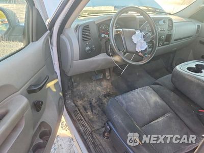 Zdjęcie 8 z 12 samochodu: 2011 CHEVROLET SILVERADO C1500 VIN:1GCNCPEX4BZ378980 - miniatura
