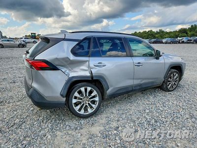 Trzecie zdjęcie samochodu z tyłu: 2021 TOYOTA RAV4 XLE PREMIUM VIN:2T3C1RFV2MW162327 - miniatura