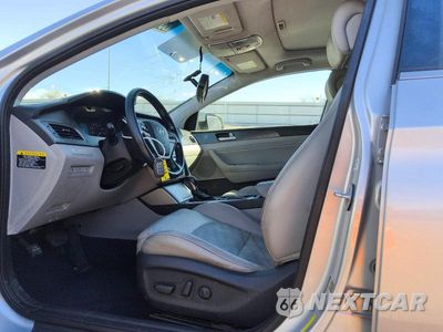 Zdjęcie 7 z 12 samochodu: 2017 HYUNDAI SONATA SPORT VIN:5NPE34AF1HH449807 - miniatura