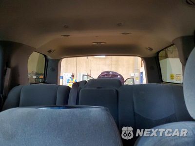 Zdjęcie 10 z 13 samochodu: 2005 CHEVROLET TAHOE K1500 VIN:1GNEK13T45J103734 - miniatura