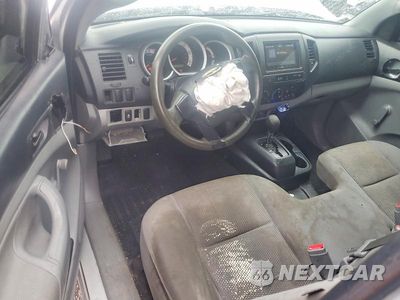 Zdjęcie 8 z 12 samochodu: 2013 TOYOTA TACOMA BASE VIN:5TFNX4CN9DX017747 - miniatura