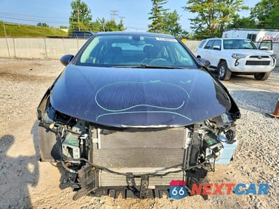 Piąte zdjęcie samochodu w środku: 2017 CHEVROLET CRUZE LT VIN:1G1BE5SM7H7125726 - miniatura