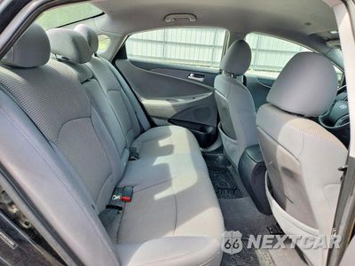 Zdjęcie 10 z 12 samochodu: 2012 HYUNDAI SONATA GLS VIN:5NPEB4AC1CH308995 - miniatura