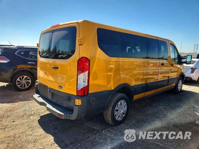 Trzecie zdjęcie samochodu z tyłu: 2018 FORD TRANSIT T-250 VIN:1FTYR2ZM2JKA17429 - miniatura