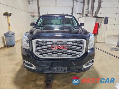 Piąte zdjęcie samochodu w środku: 2018 GMC YUKON DENALI VIN:1GKS2CKJ3JR387008 - miniatura