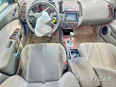 Zdjęcie 8 z 13 samochodu: 2005 NISSAN ALTIMA 2.5 VIN:1N4AL11D25C328597 - miniatura