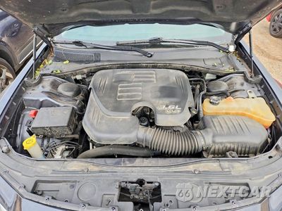 Zdjęcie 11 z 12 samochodu: 2016 CHRYSLER 300 LIMITED VIN:2C3CCARG0GH190838 - miniatura