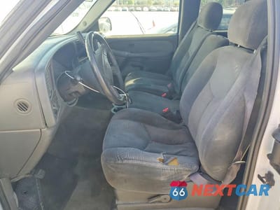 Zdjęcie 7 z 12 samochodu: 2003 CHEVROLET SILVERADO C1500 VIN:2GCEC19T831334060 - miniatura