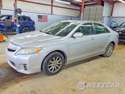 2011 TOYOTA CAMRY HYBRID 4T1BB3EK1BU132884 - główne zdjęcie licytacji z USA - miniatura