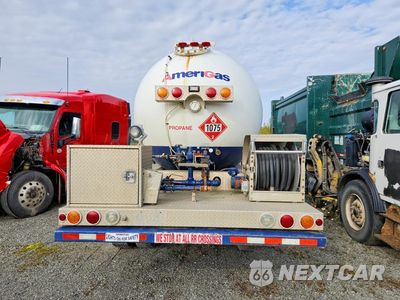 Zdjęcie 6 z 12 samochodu: 2008 INTERNATIONAL 4300 PROPANE DELIVERY TRUCK VIN:1HTMMAAN58J674207 - miniatura