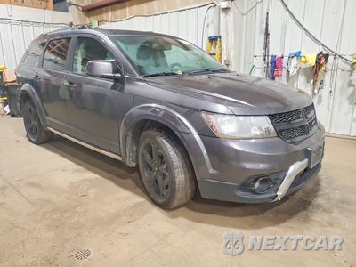 Czwarte zdjęcie samochodu z boku: 2019 DODGE JOURNEY CROSSROAD VIN:3C4PDDGG4KT771306 - miniatura