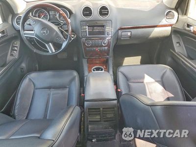 Zdjęcie 8 z 13 samochodu: 2011 MERCEDES-BENZ GL 450 4MATIC VIN:4JGBF7BE5BA637838 - miniatura