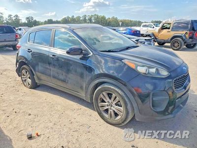 Czwarte zdjęcie samochodu z boku: 2018 KIA SPORTAGE LX VIN:KNDPM3AC4J7388100 - miniatura