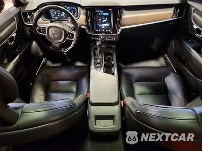 Zdjęcie 8 z 13 samochodu: 2018 VOLVO V90 CROSS COUNTRY T6 INSCRIPTION VIN:YV4A22NL9J1017188 - miniatura